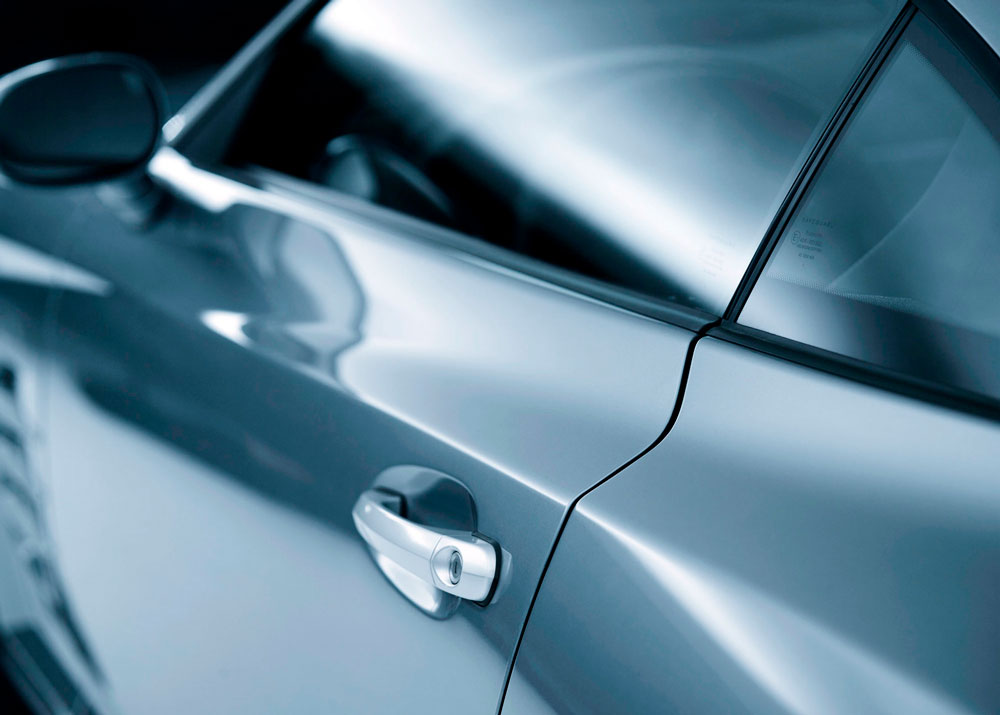 Bild Automobil-Seitenansicht mit glänzender Lackoberfläche